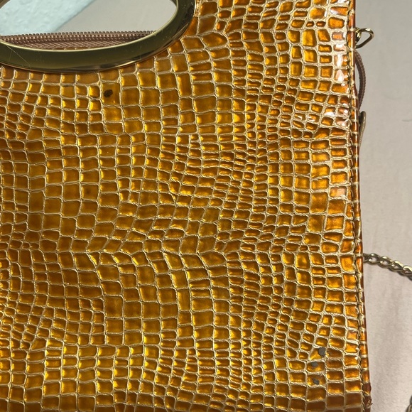 BELLINI Snakeskin Clutch Hand Bag in Yellow Gold - Picture 8 of 10